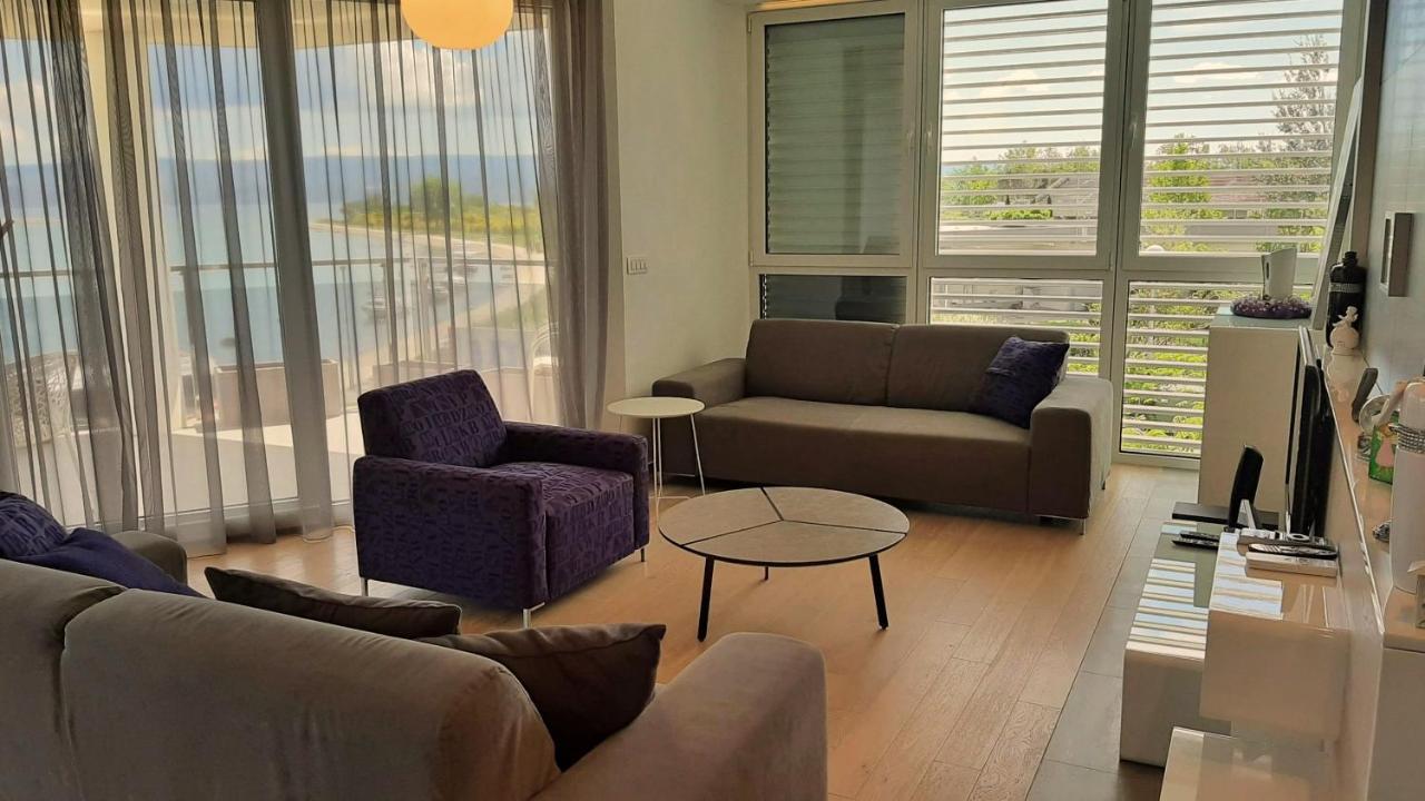 Apartment Iva 奥米什 外观 照片