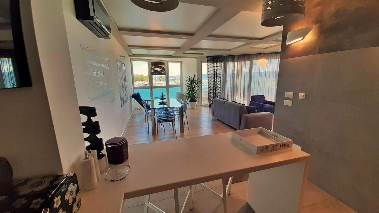 Apartment Iva 奥米什 外观 照片