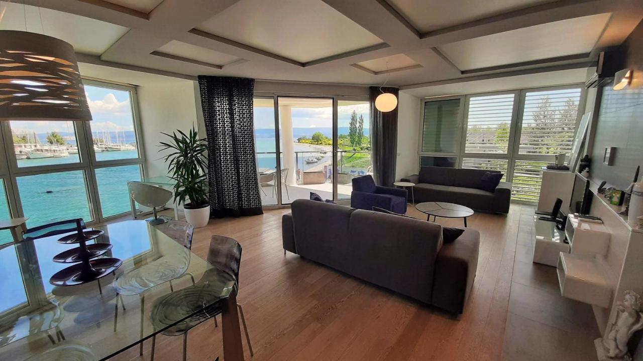 Apartment Iva 奥米什 外观 照片