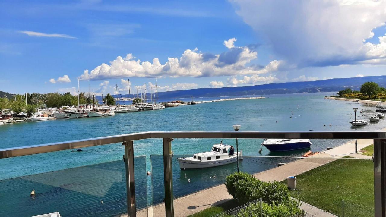 Apartment Iva 奥米什 外观 照片