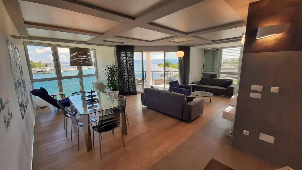 Apartment Iva 奥米什 外观 照片