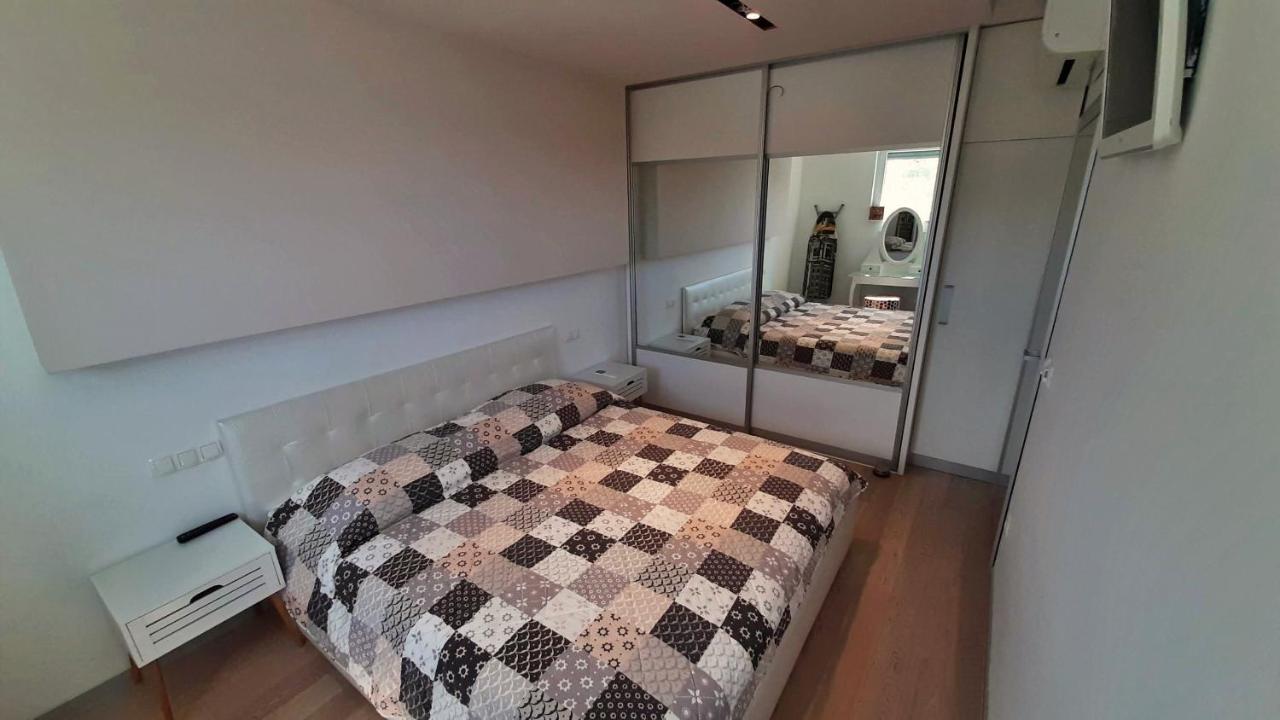Apartment Iva 奥米什 外观 照片